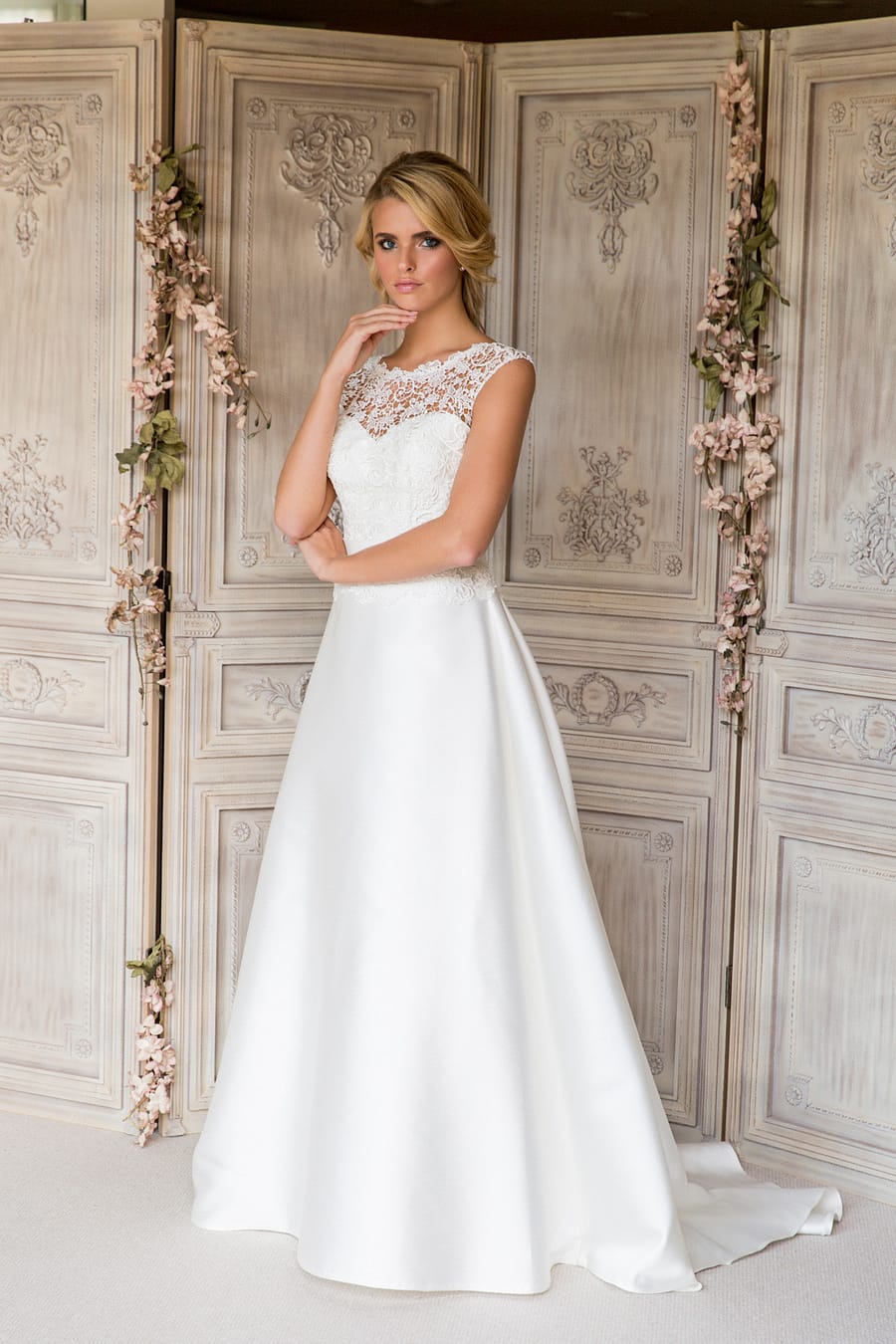 Eviva Wedding Dress